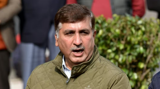 'मुख्यमंत्री पहले मुझे रोक रहे थे, लेकिन आज मैं...', कांग्रेस नेता हरीश चौधरी के बयान से हलचल मच गई।