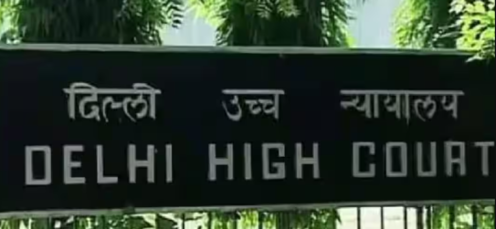 **IIMC का हिंदी-उर्दू विवाद हाई कोर्ट पहुँचा; अदालत ने एक हफ़्ते के भीतर जवाब माँगा**
